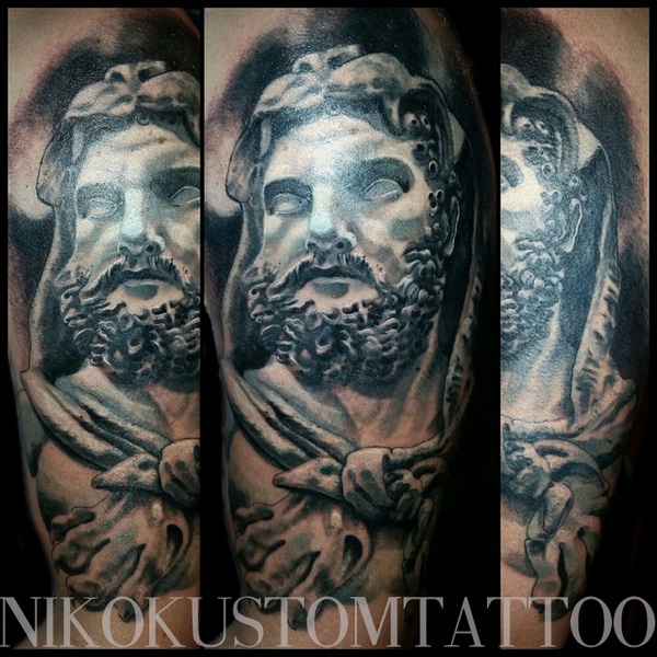 Tatouage réaliste mythologie grecque hercule