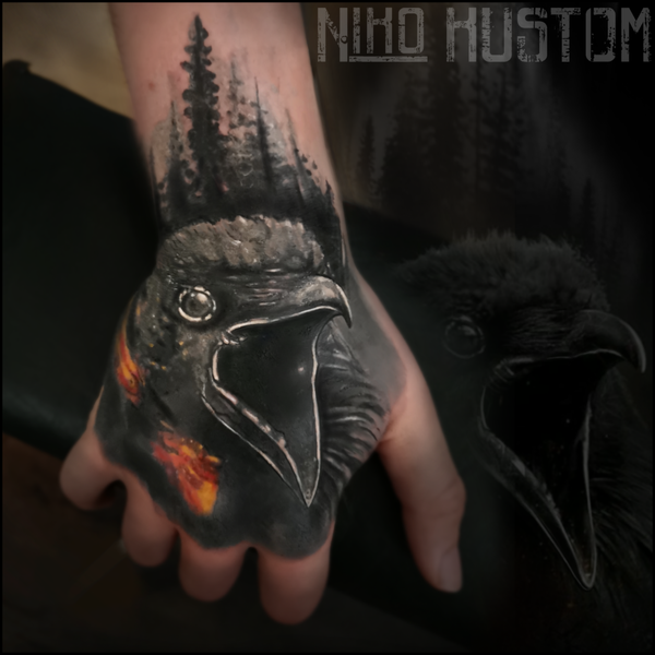 tatouage réaliste corbeau