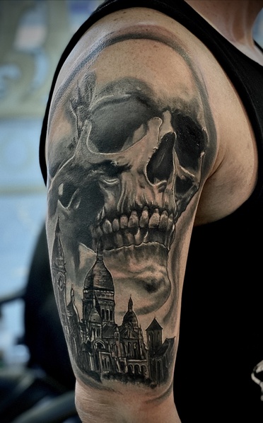 Tatouage réaliste crâne