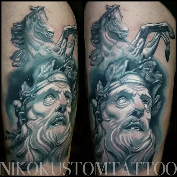 tatouage réaliste mythologie grèce