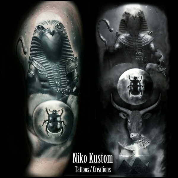 Tatouage réaliste ésotérique