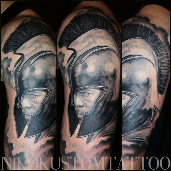 Tatouage réaliste troie portrait  brad pitt